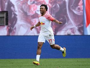 yl23455永利官网-罗马诺：穆阿尼转会生变，尤文已在和莱比锡就先租后买奥蓬达谈判