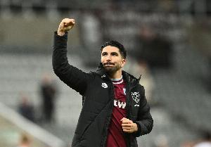 荷媒：阿贾克斯有意索莱尔，与巴黎商谈租借+强制买断方案